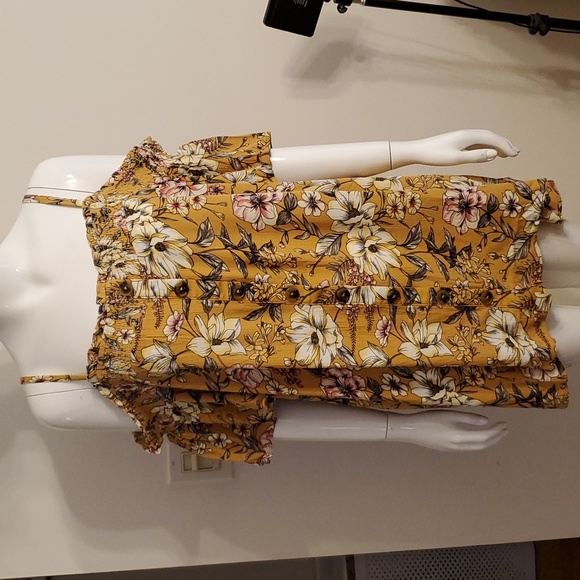 torrid Tops - NWOT Torrid Off Shouler Blouse